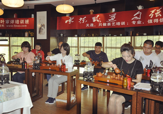 茶道培训哪里学好?学一些专业实用的